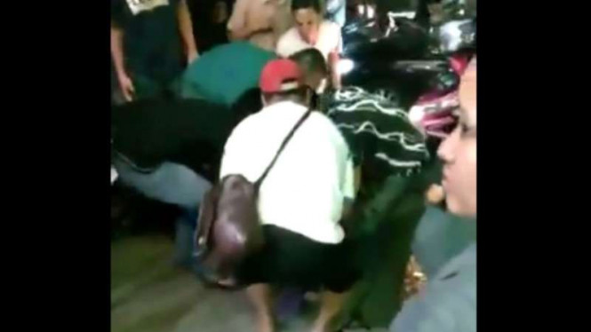 Sadis, Ada Ibu-ibu Tewas Bersimbah Darah Ditembak Begal Motor