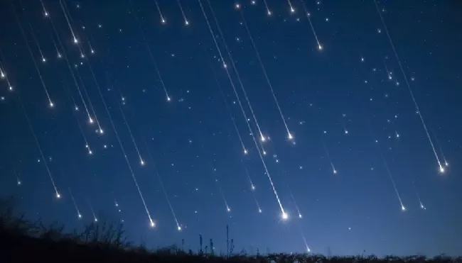 Puncak Hujan Meteor Perseid Malam Ini, LAPAN: 50 Meteor per Jam