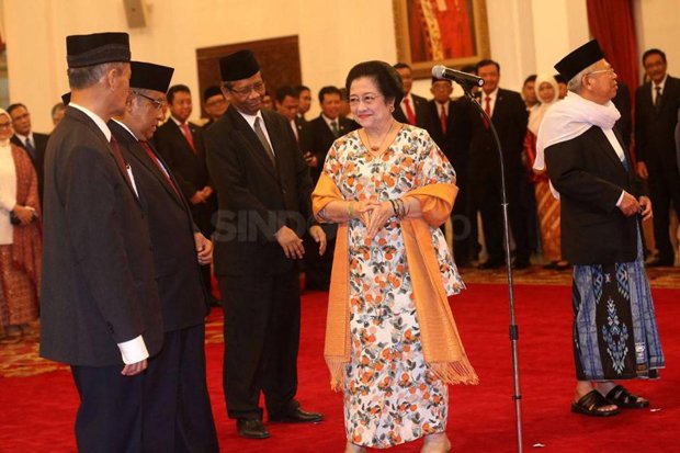 Megawati Ingatkan Kaum Perempuan Konsisten dalam Berpolitik
