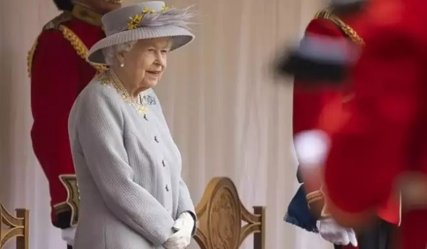 Kini Berusia 95 Tahun, Apa Rahasia Panjang Umur Ratu Elizabeth II ?