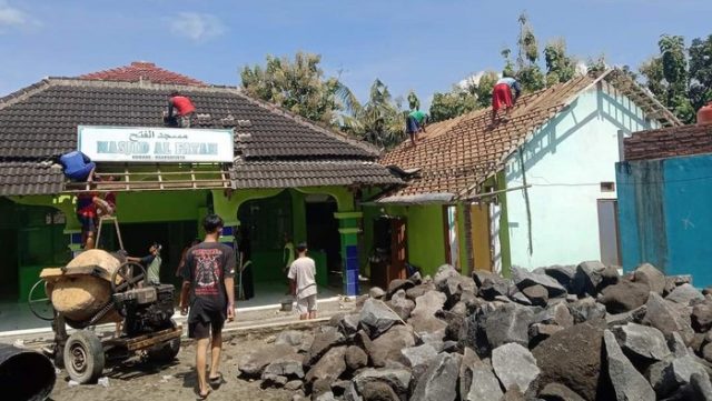 Terbuai Janji Rp1,3 Miliar, Masjid di Sragen Kadung Dirobohkan Warga