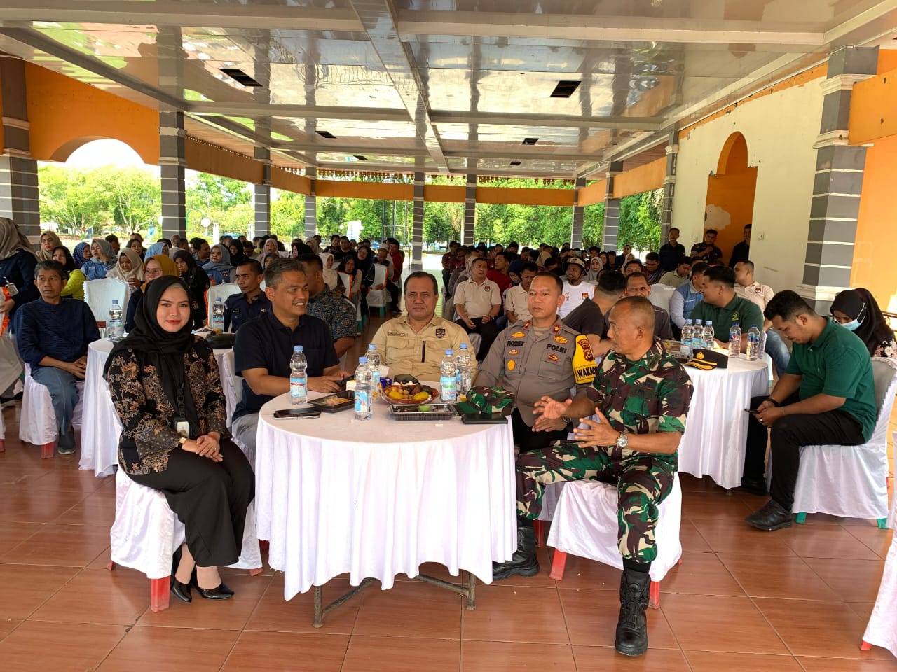 Polres Kuansing Hadiri Simulasi Pemungutan dan Penghitungan Suara Pilkada Serentak 2024 di Kabupaten Kuansing