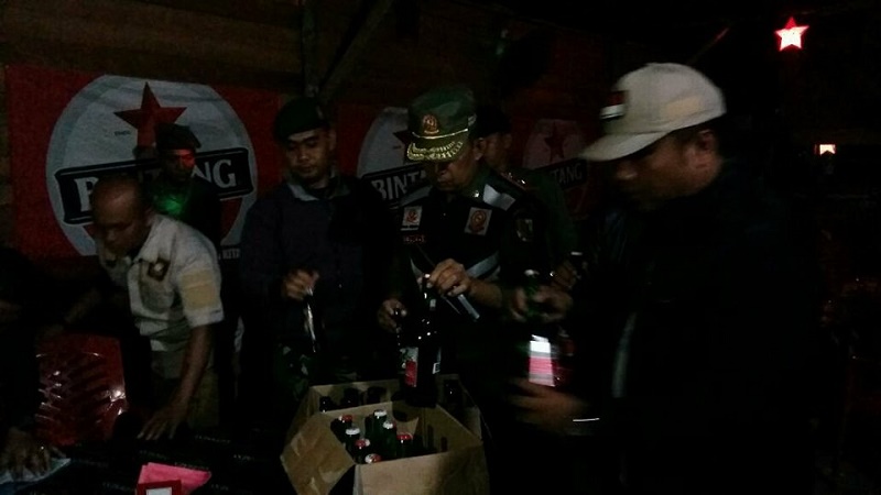 Kafe Remang-remang di Pekanbaru Jadi Sasaran Razia Aparat Gabungan, 24 Orang Diangkut