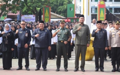 Bupati Inhu Lantik 3.055 PPPK Paruh Waktu, Satu Calon Dicoret karena Narkoba