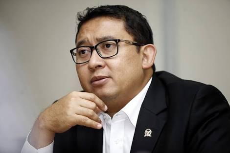 Tak Bosan, Fadli Zon Sindir Lagi Penghargaan Sri Mulyani