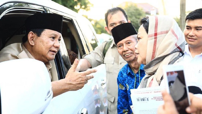 Prabowo Bertemu Luhut di Grand Hyatt