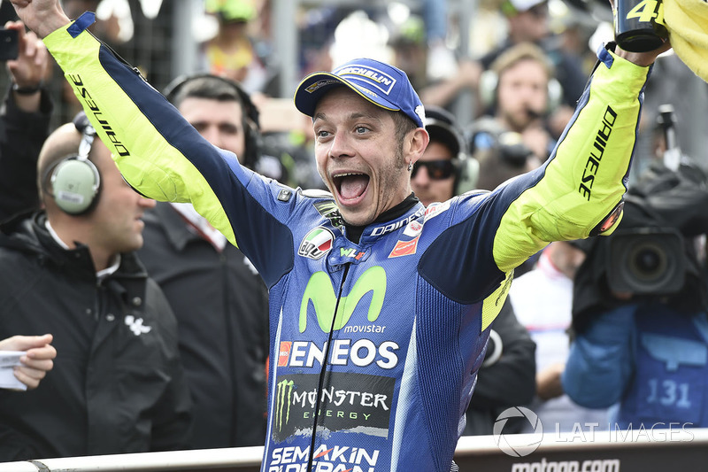 Siapa Juara MotoGP 2017 ? Ini Prediksi Valentino Rossi
