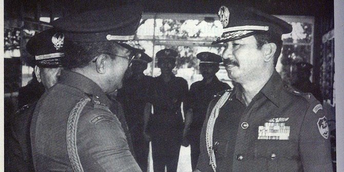 Kisah Jenderal TNI pas naik Haji dipanggil pulang karena DKI genting