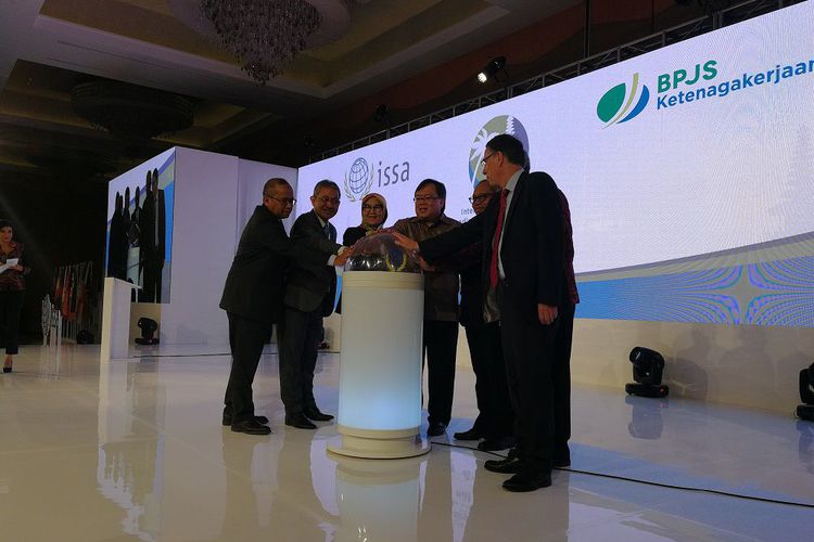 Sekitar 50 Juta Pekerjaan di Indonesia akan Hilang dalam Beberapa Waktu ke Depan