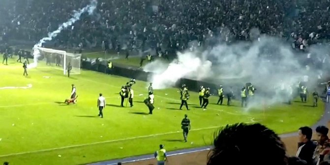 Alasan Polisi Tembakan Gas Air Mata Usai Laga Arema FC vs Persebaya