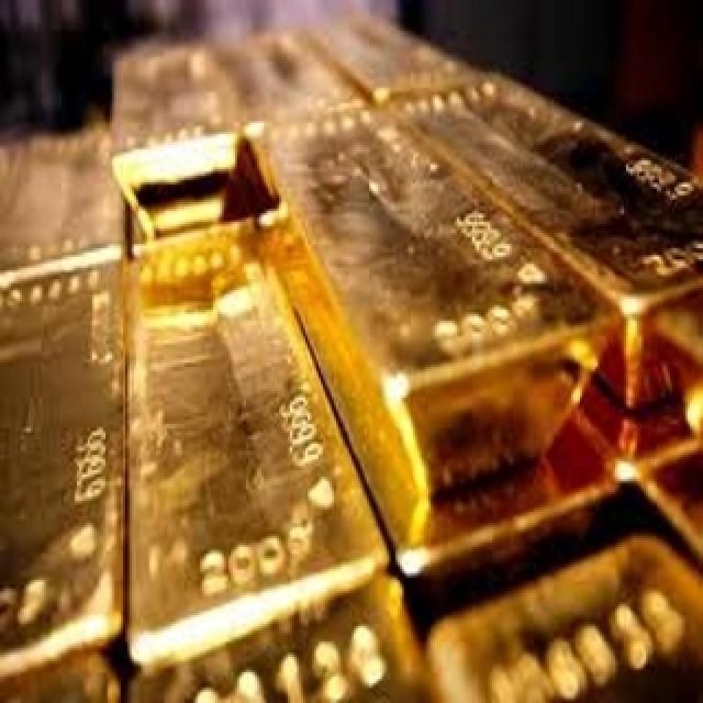 Bursa Saham AS Jatuh, Harga Emas Dunia Kian 'Berkilau'