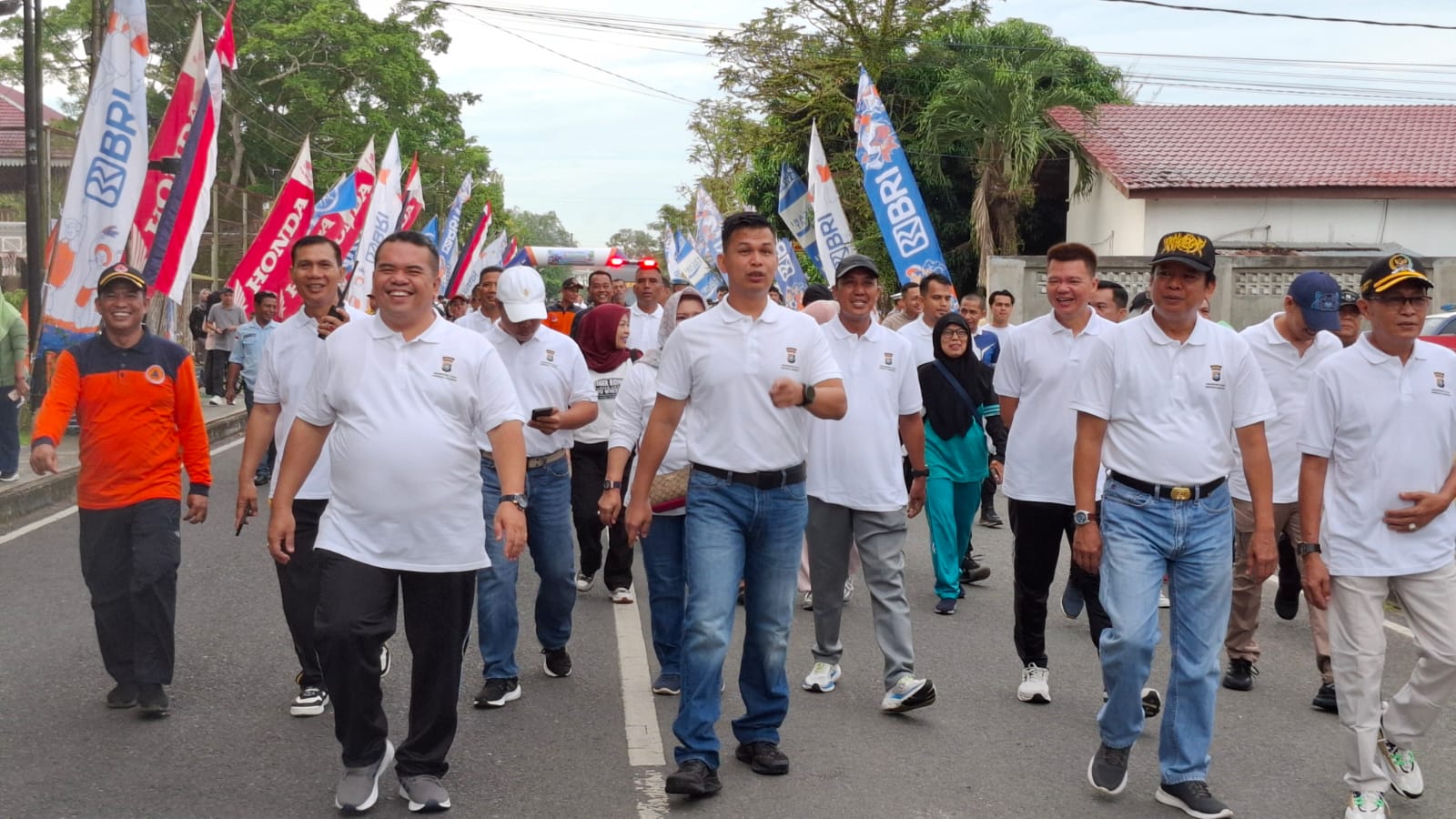 Serunya Karhutla Fun Run di Inhu Melintasi Makam Para Raja