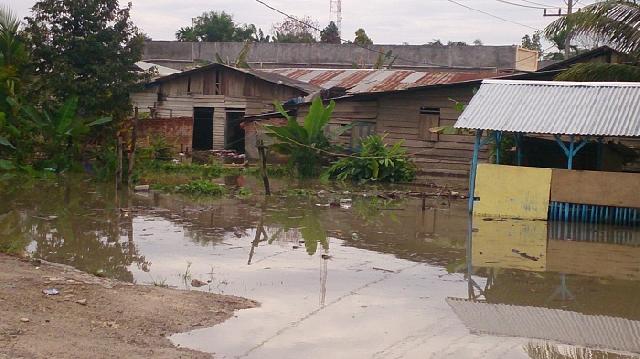 Curah hujan cukup tinggi, Rumah Warga di Mandau terendam banjir