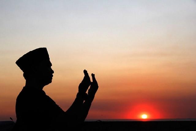 Saintis Muhammadiyah nilai Muslim Indonesia puasa terlalu dini 20-30 menit