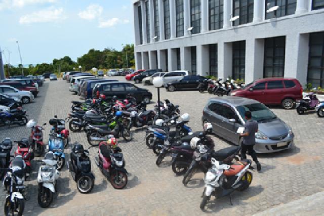 Belum Terima Hasil Verifikasi Perda Tarif Parkir, Namun DPRD Sarankan Hanya Zona 1 yang Naik