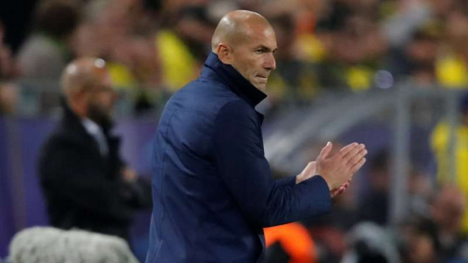 Zinedine Zidane Ditawari Uang Rp800 Miliar