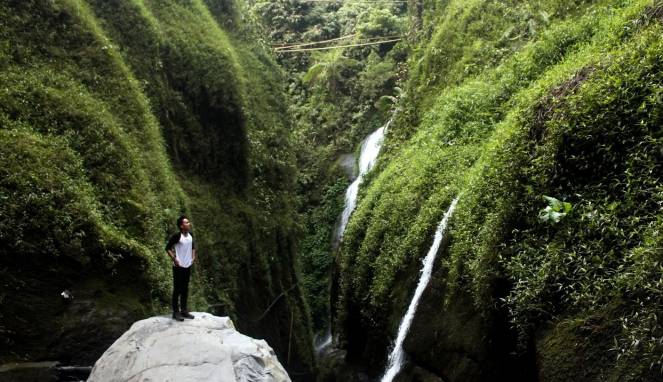 Pesona Menakjubkan Air Terjun Umbulan Probolinggo