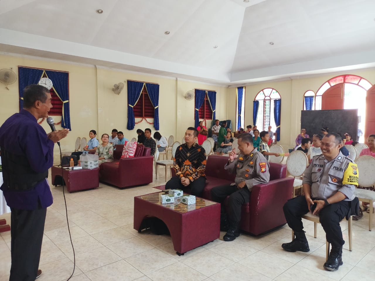 Kompol Manapar Sosialisasi Pemilu Damai di Gereja GPI Torsina Pekanbaru