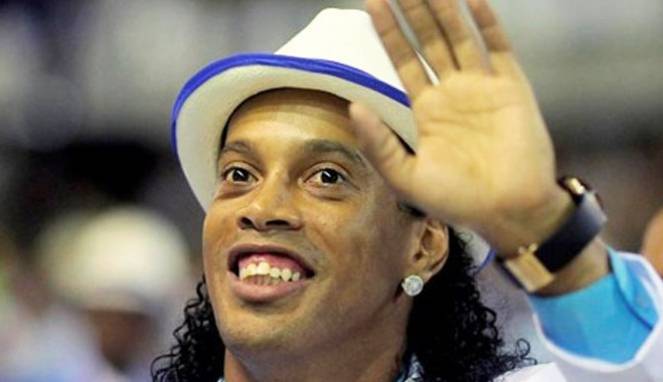 Ronaldinho Bisa Jadi Inspirasi Politikus Indonesia