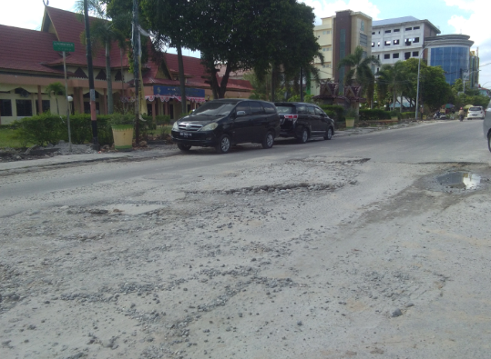 Sebabkan Jalan Rusak, Galian IPAL di Pekanbaru Rawan Laka Lantas