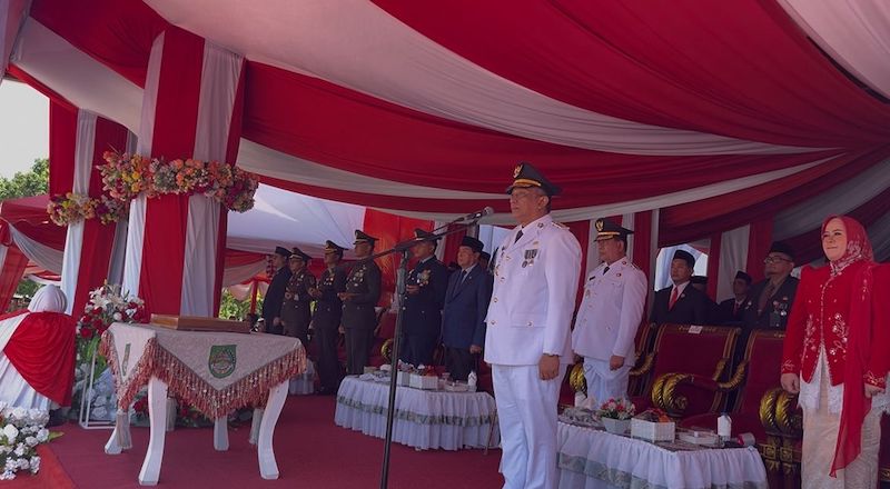 Upacara HUT RI ke-80 di Rokan Hulu, Bupati Anton Ajak Jaga Persatuan