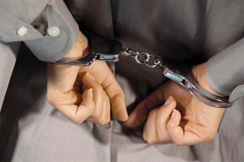 Pasutri ini Terancam Cerai karena Helm, Berikut Kisahnya..