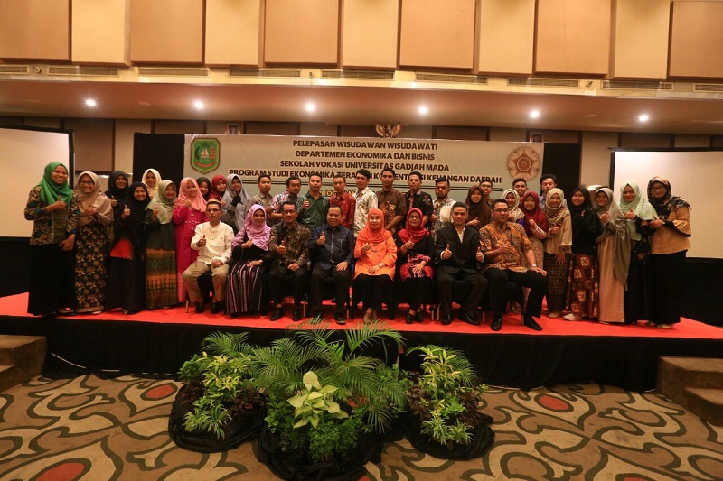 Pemkab Meranti Wisudakan 29 Orang Putra-Putri Meranti di UGM Yogyakarta, 11 Orang Lulus Cumlaude