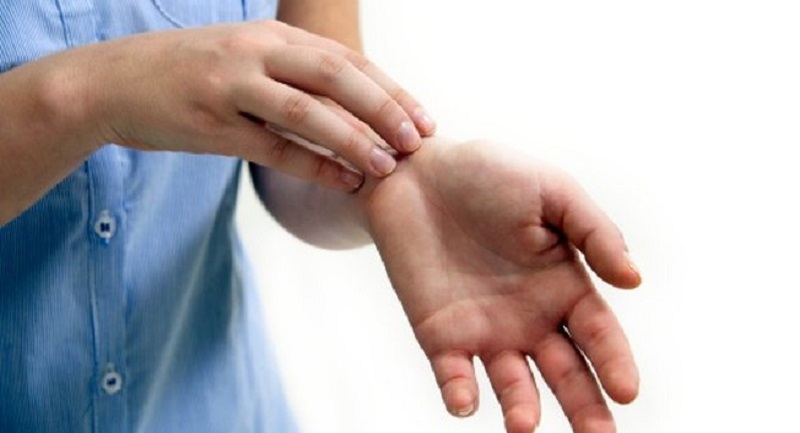 Virus Cacar Monyet Bisa Menular lewat Tempat Tidur hingga Handuk