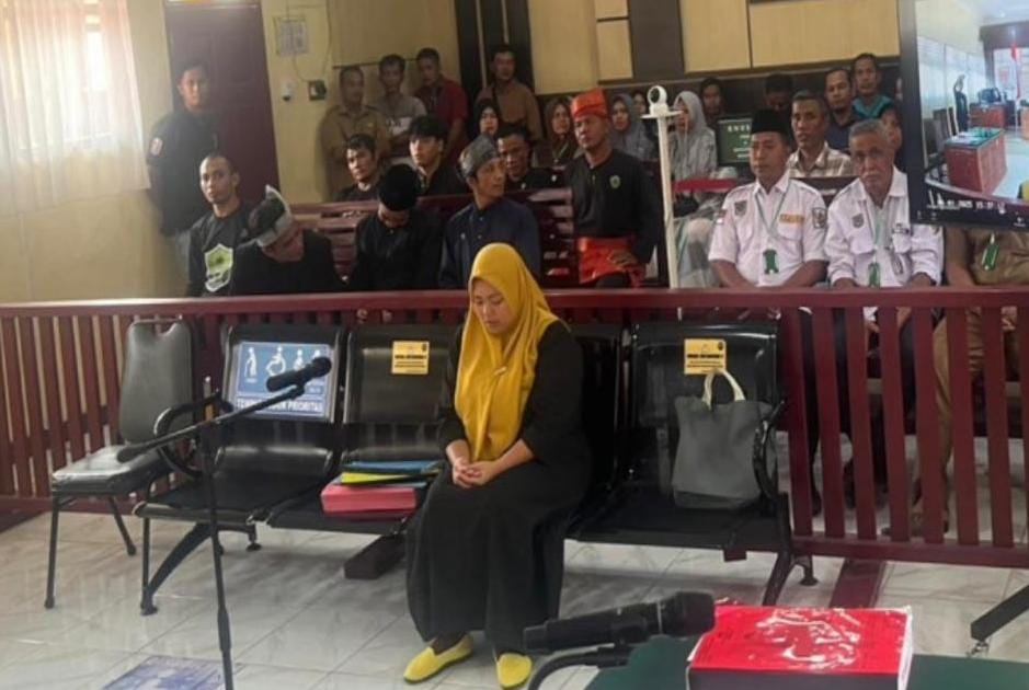 Diduga Palsukan Surat Tanah, Mantan Kades Seberida Ria Saprina Divonis 1 Tahun Penjara