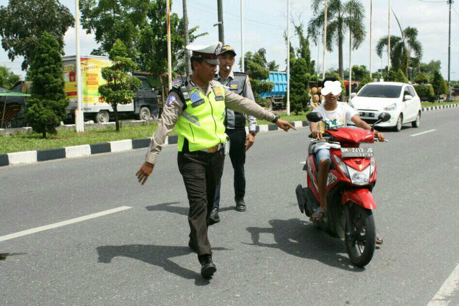 Hari Pertama Operasi Patuh di Pekanbaru, Polisi Jaring 92 Pelanggar Lalu Lintas
