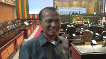 Hanya Lewat Telepon, DPMPTSP Kota Pekanbaru Batalkan Hearing Dengan Komisi II