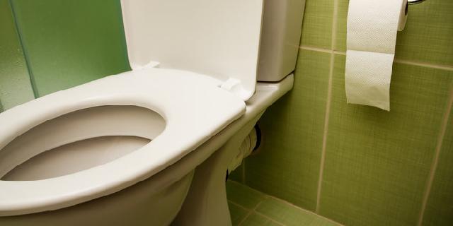 6 Masalah kesehatan ini disebabkan karena penggunaan toilet umum