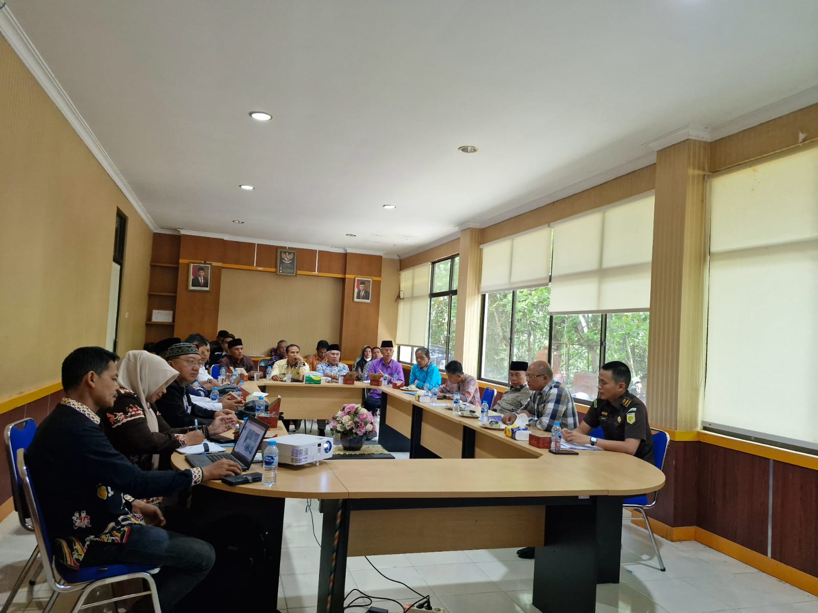 Polres Kuansing Hadiri Rapat Koordinasi FKDM untuk Persiapan Pilkada 2024