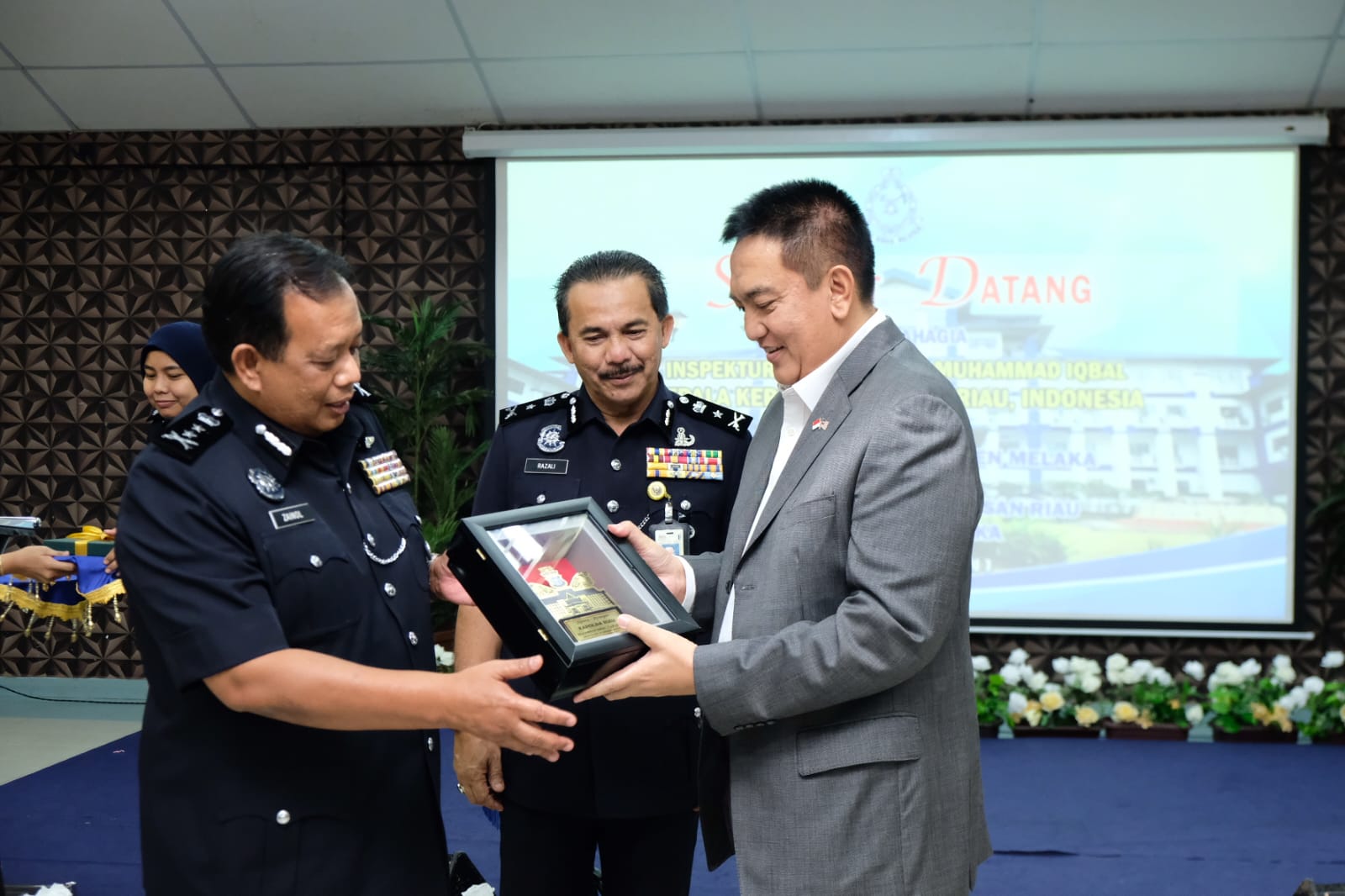 Jaga Selat Malaka dari Kejahatan, Polda Riau Ajak Polis Kontijen Bekerja Sama