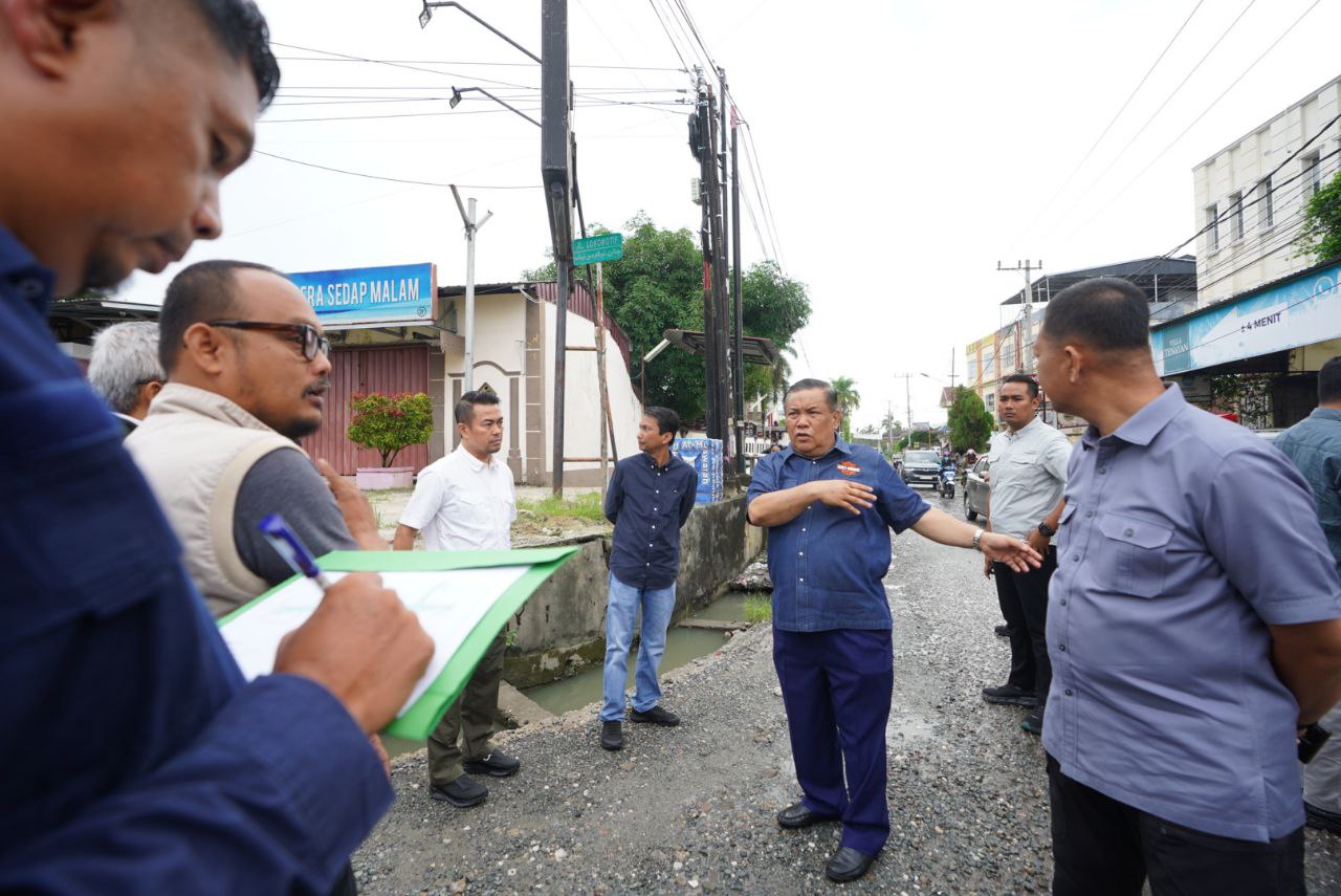 Pj Gubernur Riau Komitmen Bangun Infrastruktur di Seluruh Kabupaten dan Kota