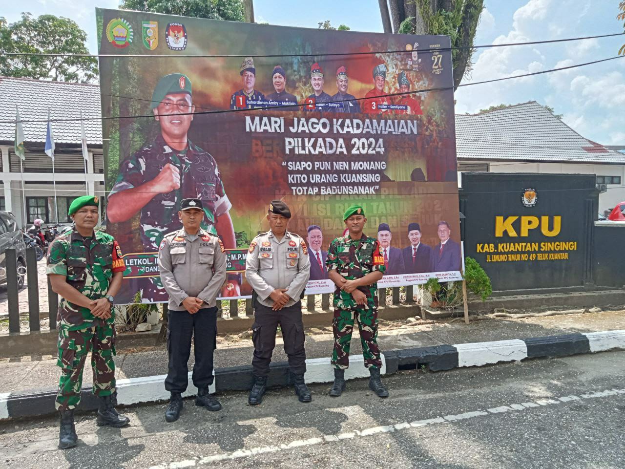 Polres Kuansing Patroli Sinergitas TNI-Polri Melalui Monitoring Kantor KPU, Gudang Logistik, dan Bawaslu