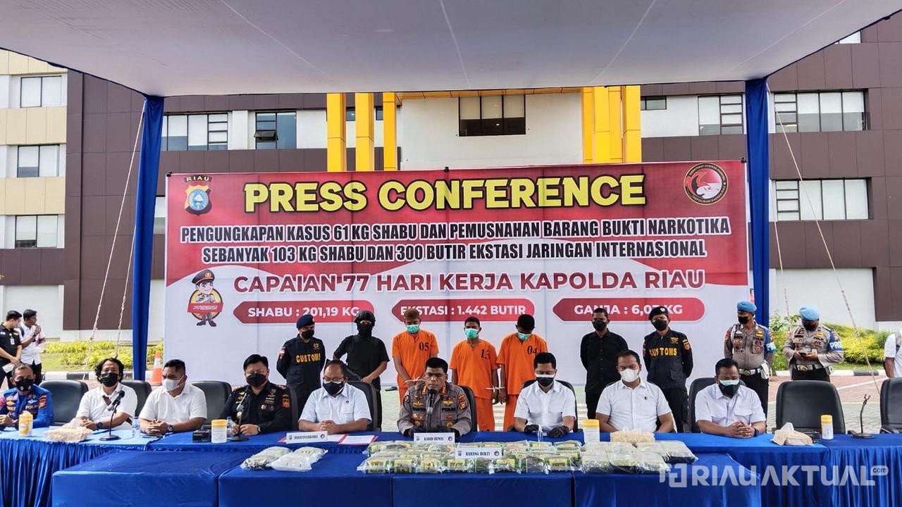 Kinerja 77 Hari Kapolda Riau, Ungkap Ratusan Kilogram Sabu hingga Ribuan Ekstasi