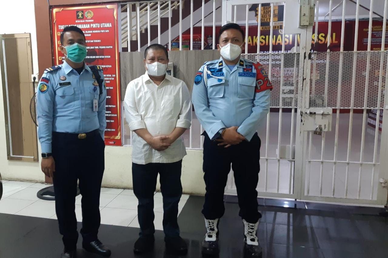 Suami Bupati Bengkalis Kasmarni Terima Pembebasan Bersyarat