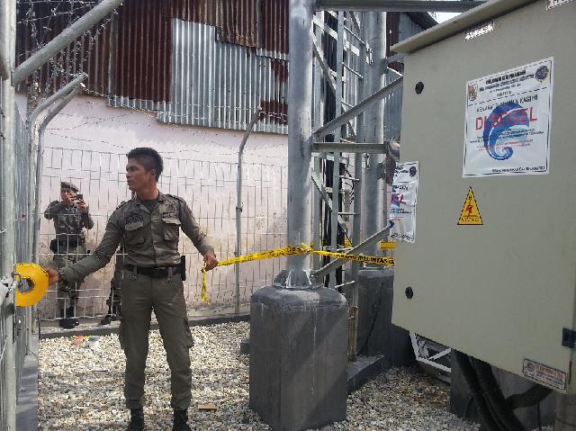 DPRD dan Pemko Pekanbaru Segel Tower Provider Three