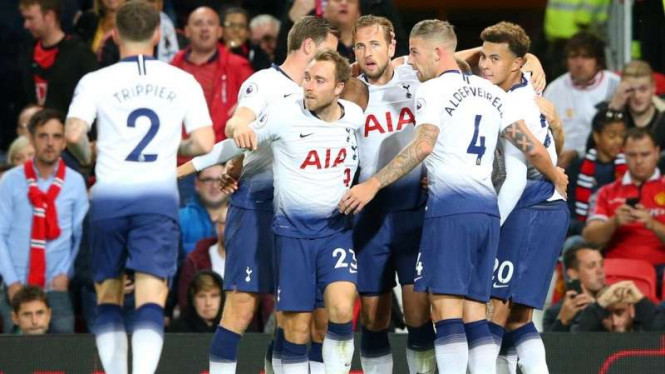 Tottenham Habisi MU di Old Trafford