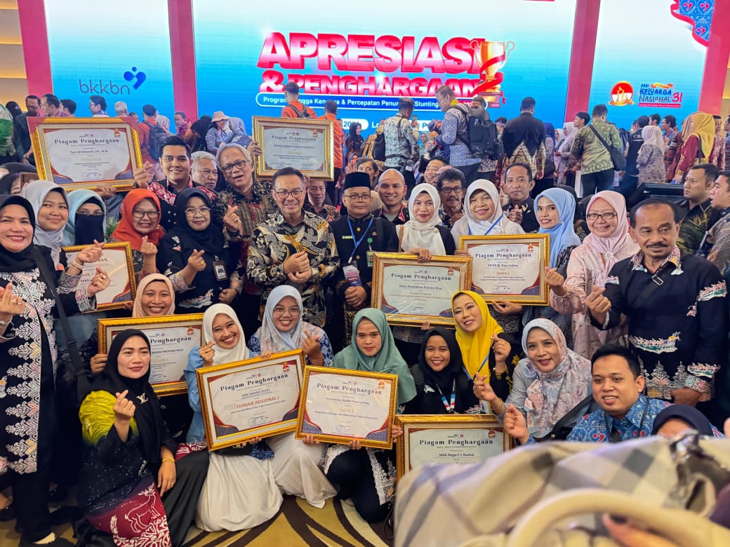 Semarak Hari Keluarga Nasional, BKKBN Riau Borong Penghargaan di Tingkat Nasional dan Regional