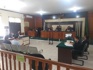 Terdakwa Minta Tanda Tangan dan Stempel Untuk Kwitansi Palsu