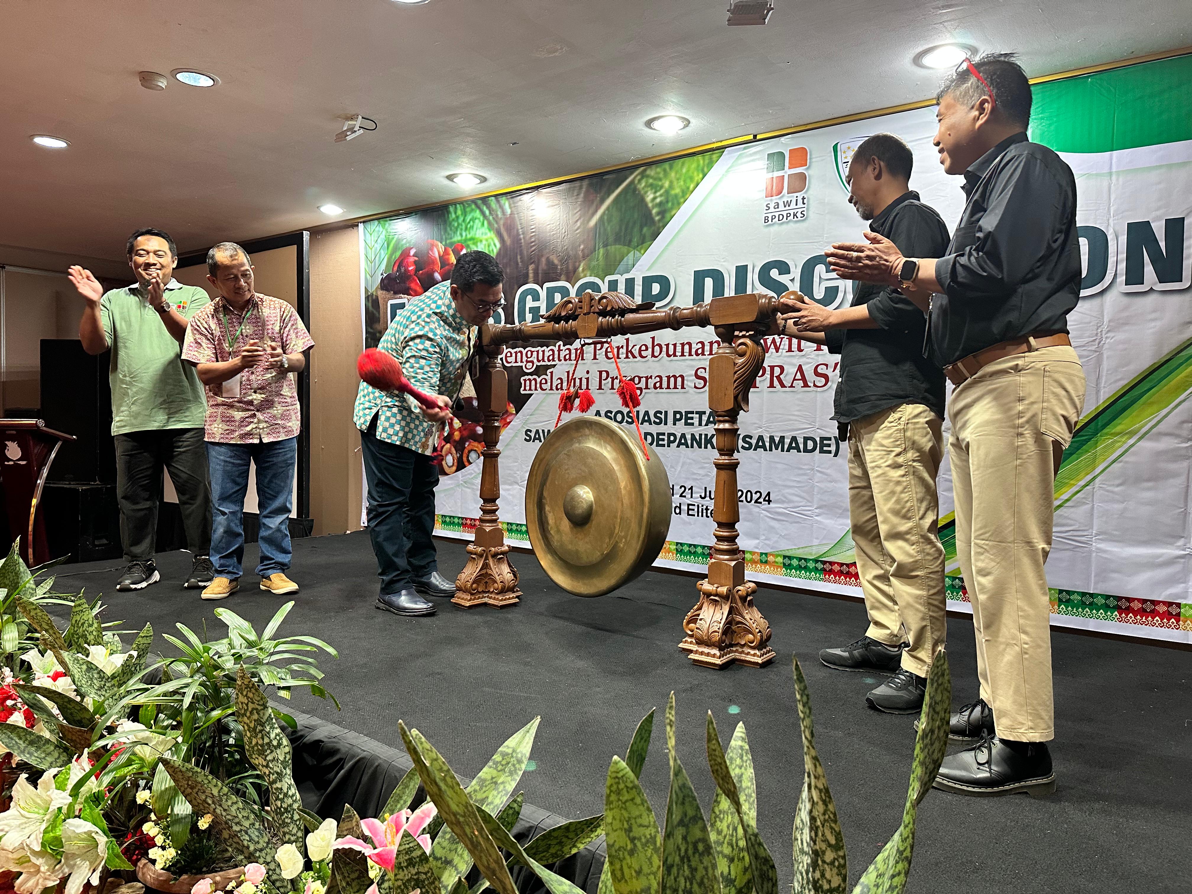 Tingkatkan Wawasan Petani, Samade Gelar FGD Program Sarpras