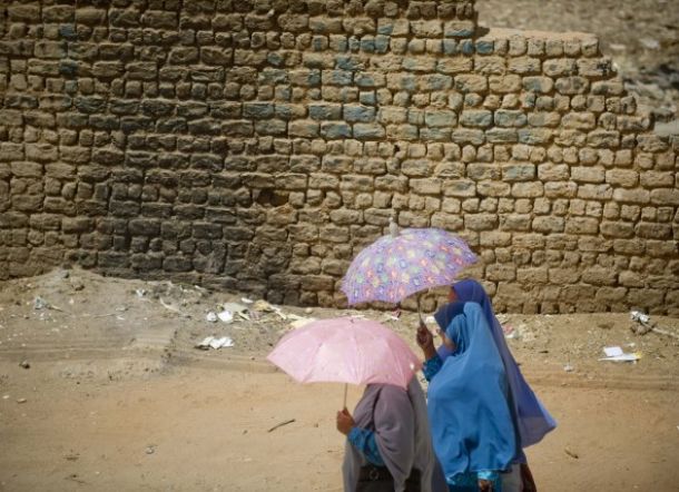 Gadis 12 Tahun Tewas Usai Disunat, Dokter dan Orang Tua Dikejar Polisi
