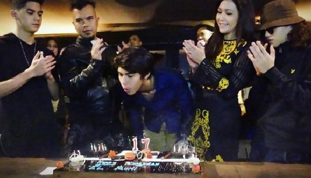 Dhani dan Maia Bikin Baper Rayakan Ultah El Bareng