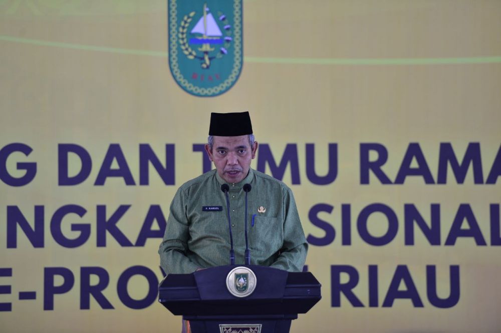Dana Bosda Riau Diprioritaskan Untuk Gaji Guru Honor