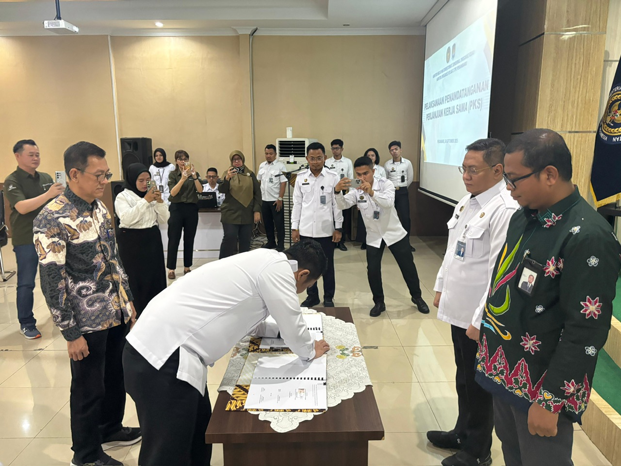 Buat Paspor Lebih Mudah Bisa di Mal Ciputra Pekanbaru