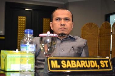 Waah !! Pegawai Kecamatan Salahkan Dewan Soal Denda Keterlambatan KTP