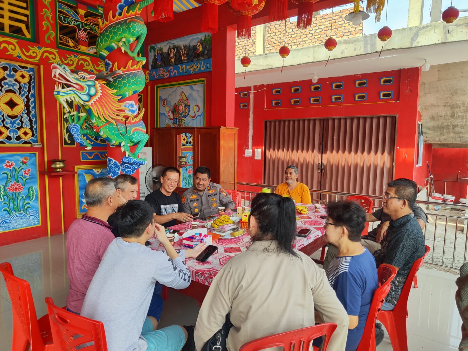 Polsek Payung Sekaki Silaturahmi dengan Vihara Long Hong Kiong Jaga Kondusivitas Jelang Pilkada 2024