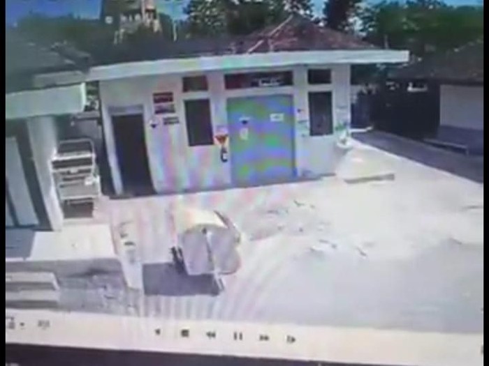 Geger #rabuambyar, Video Gerobak Jalan Sendiri di RS Gunungkidul